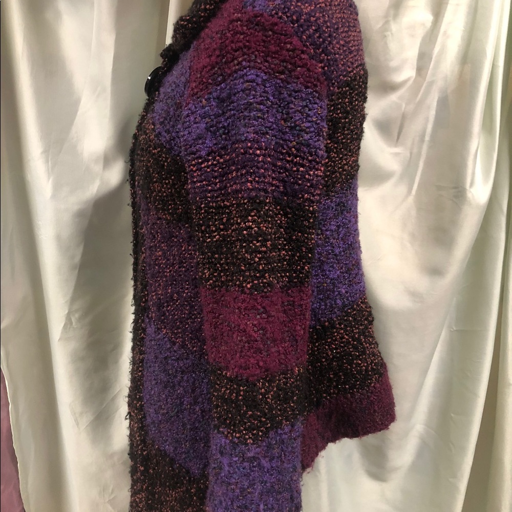 Gorgeous Multi Colored Sweater From Curio - image 4